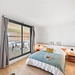 Palmira De Standing En Duplex Avec Jacuzzi A 2 Mn De La Hyères