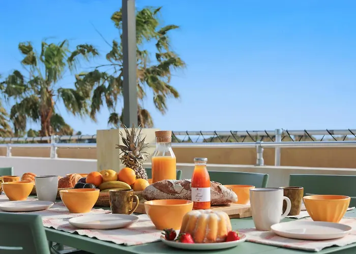 Palmira De Standing En Duplex Avec Jacuzzi A 2 Mn De La Hyères