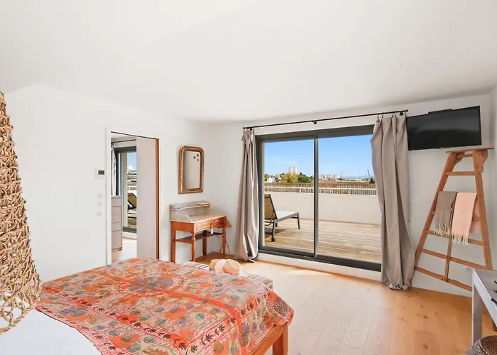 Palmira De Standing En Duplex Avec Jacuzzi A 2 Mn De La Lejlighed Hyères